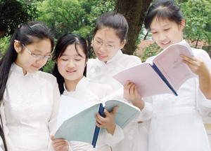 Điểm chuẩn tuyển sinh lớp 10 Hà Nội năm 2014