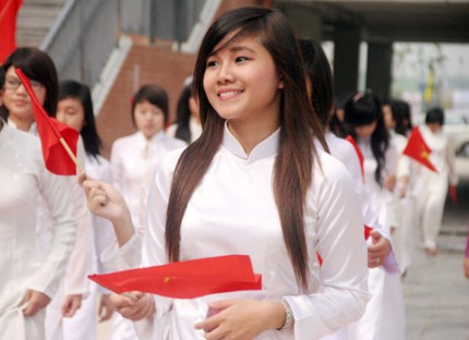 Hà Nội công bố điểm chuẩn vào lớp 10 năm 2014